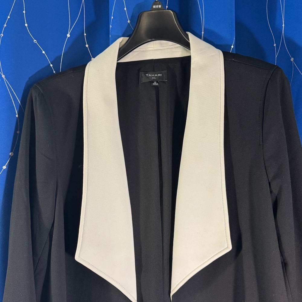 Tahari ASL Black Open Front Blazer with White Lapel Gold Zippers Size 16